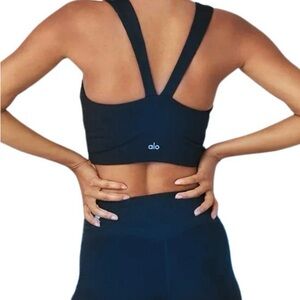 Alo Alosoft Ribbed Chic Bra Tank (never worn)